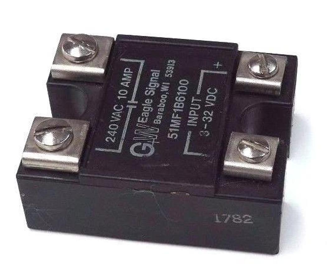 Used EAGLE SIGNAL 51MF1B6100 SOLID-STATE RELAY IN 3-32 VDC OUT 240VAC/10AMP