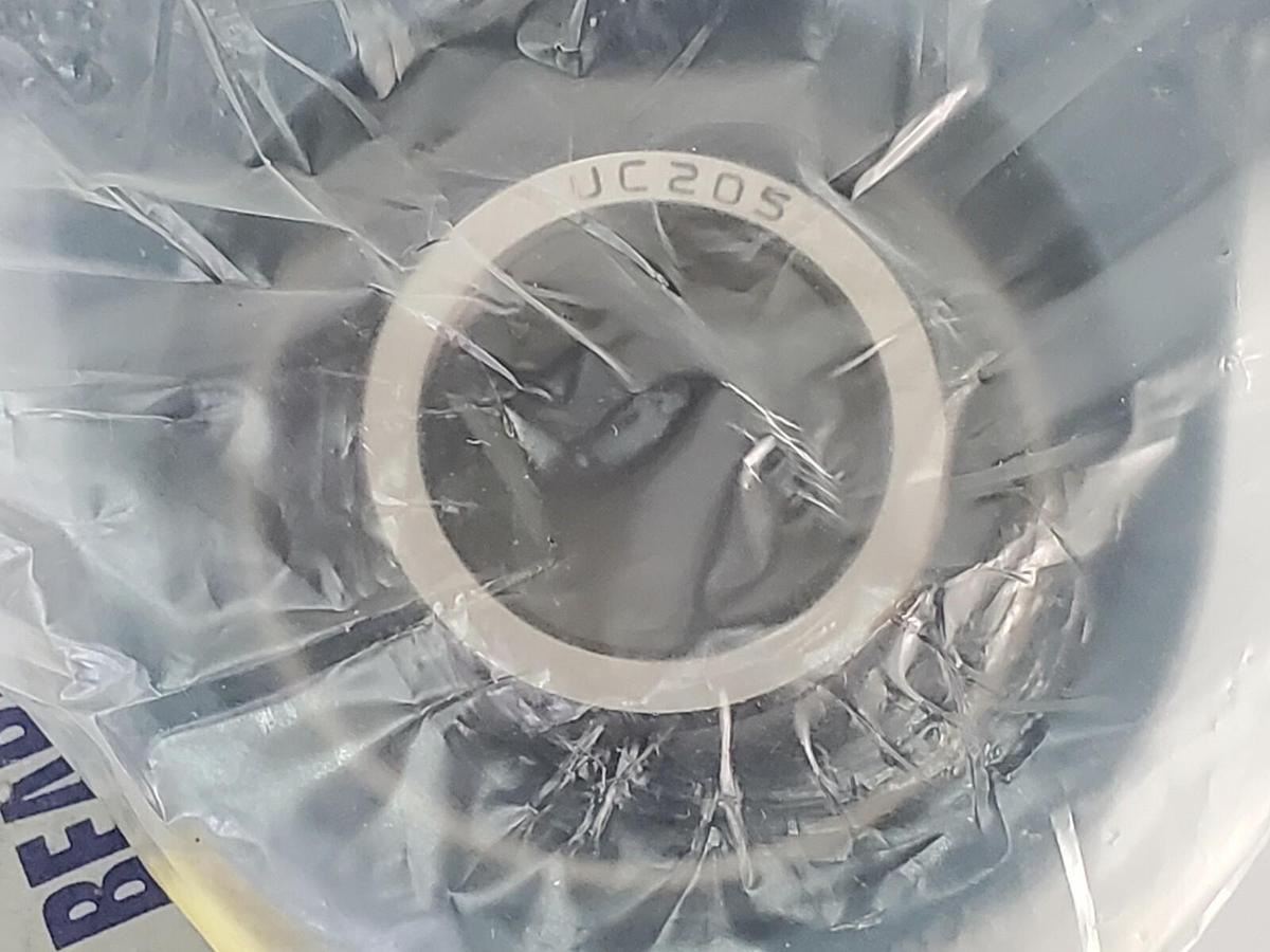 NIB TR BEARING UCP205 PILLOW BLOCK BEARING