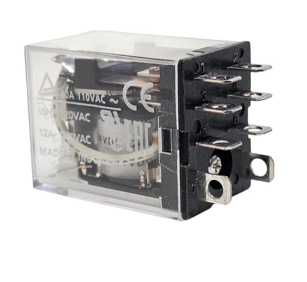 BOX OF 5 NEW OMRON 1YCP1 PLUG-IN RELAYS 8-BLADE LY2N 24VDC / LY2N-24VDC