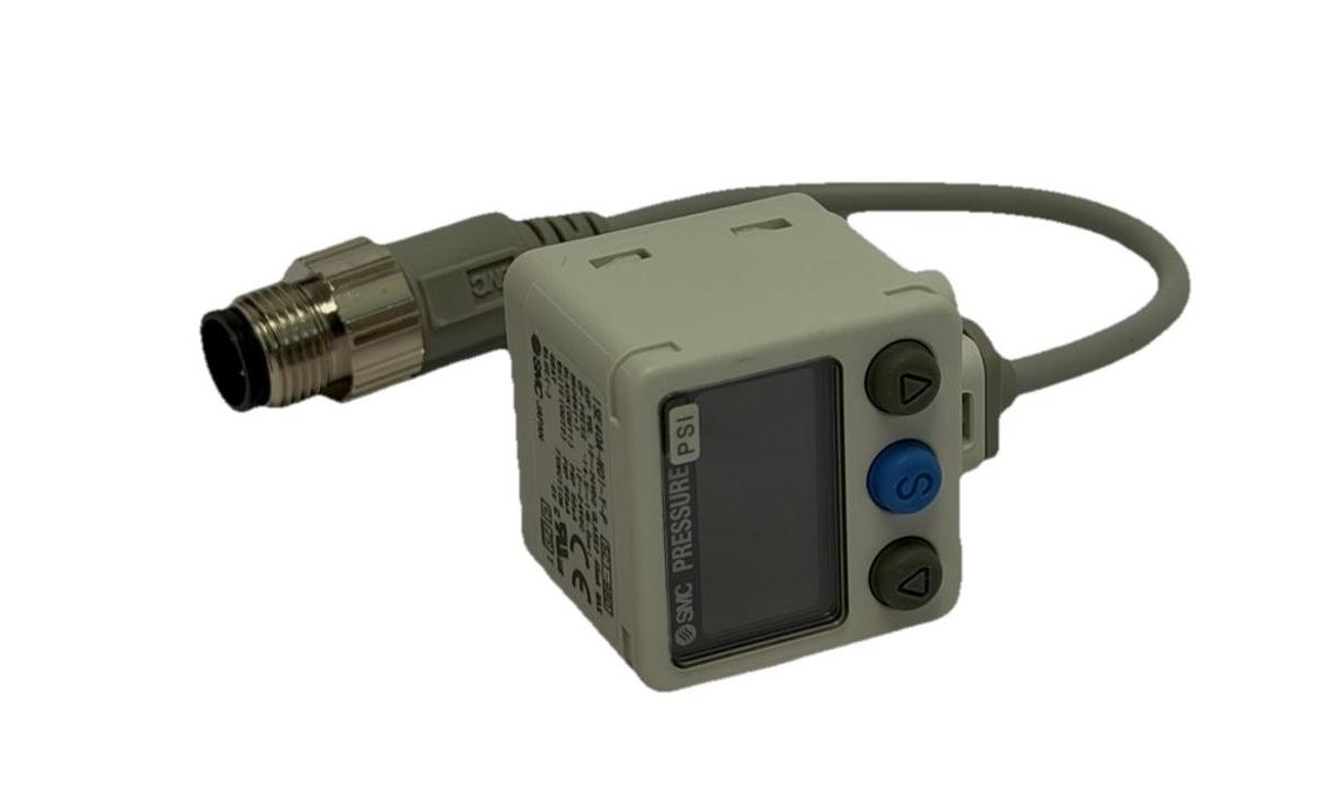 Used NEW SMC ISE40A-N01-Y-P-X53 PRESSURE SWITCH 12~24 VDC ISE40AN01YPX53