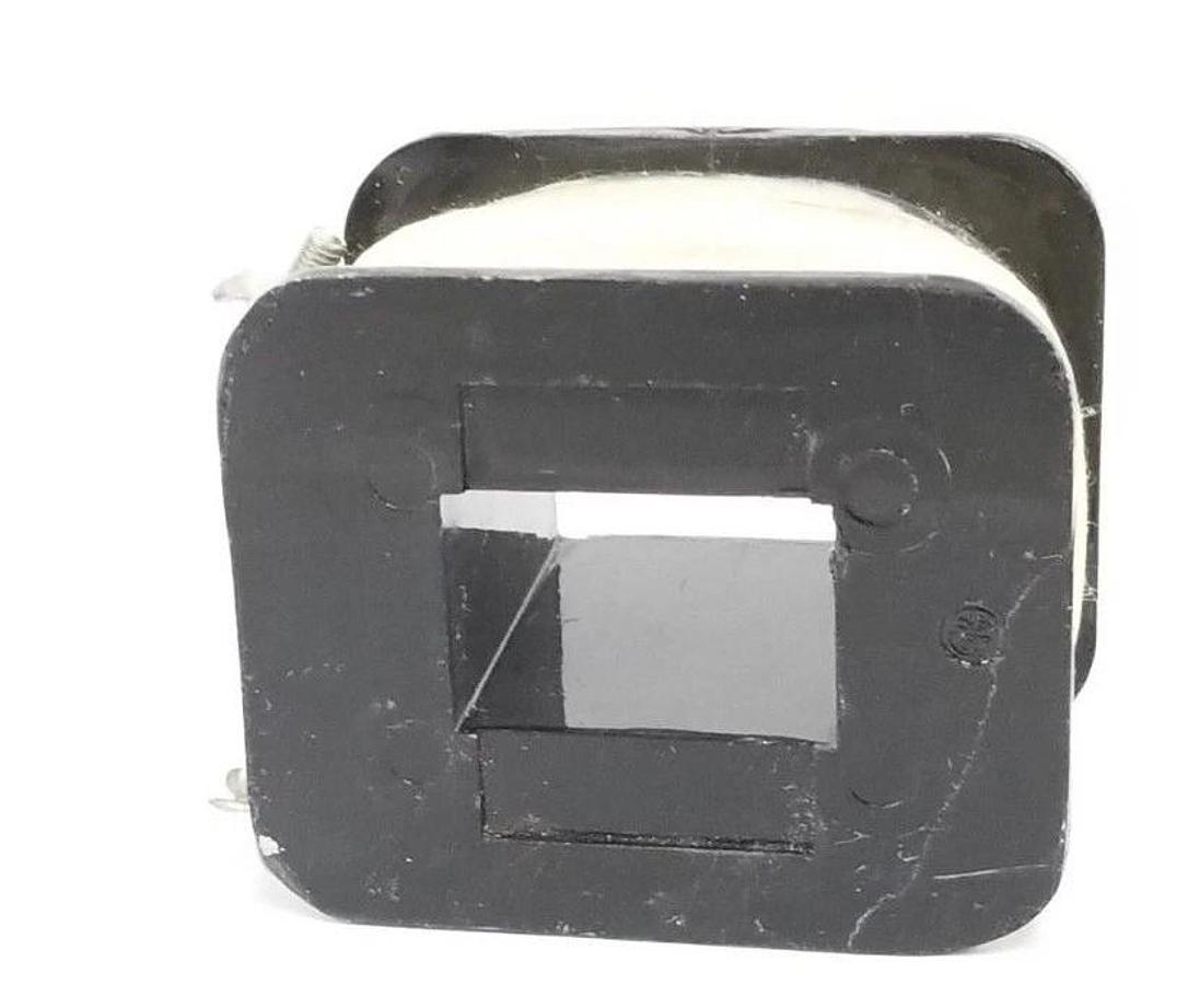 Used GENERAL ELECTRIC 3021580 COIL 115V, 60HZ, DUAL MOUNT
