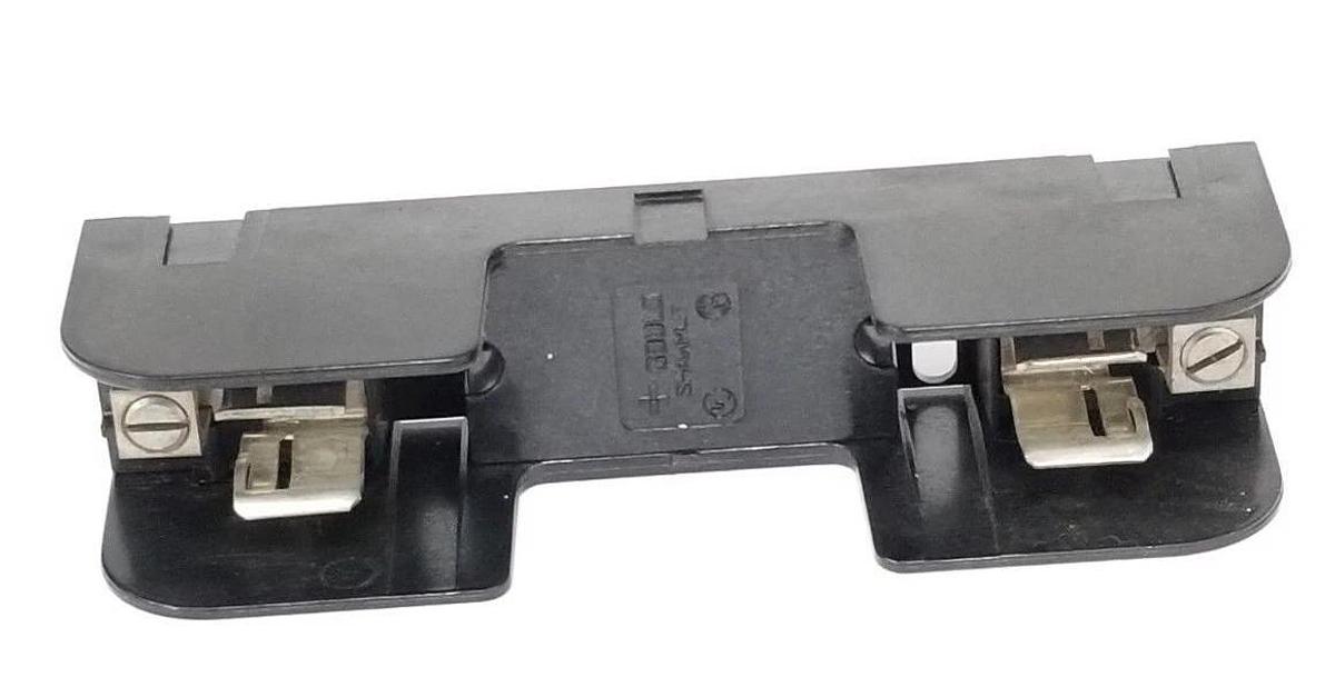 Used GOULD SHAWMUT 60301 FUSE HOLDER 600V, 30A, 1P