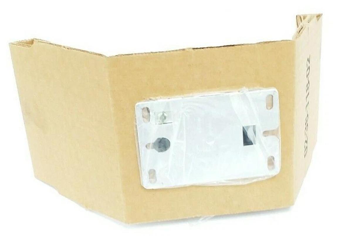 Used NIB GOULD DTNEBA630BA CONTACTOR 2200-EBA-630BA, 600VAC, 3-POLES