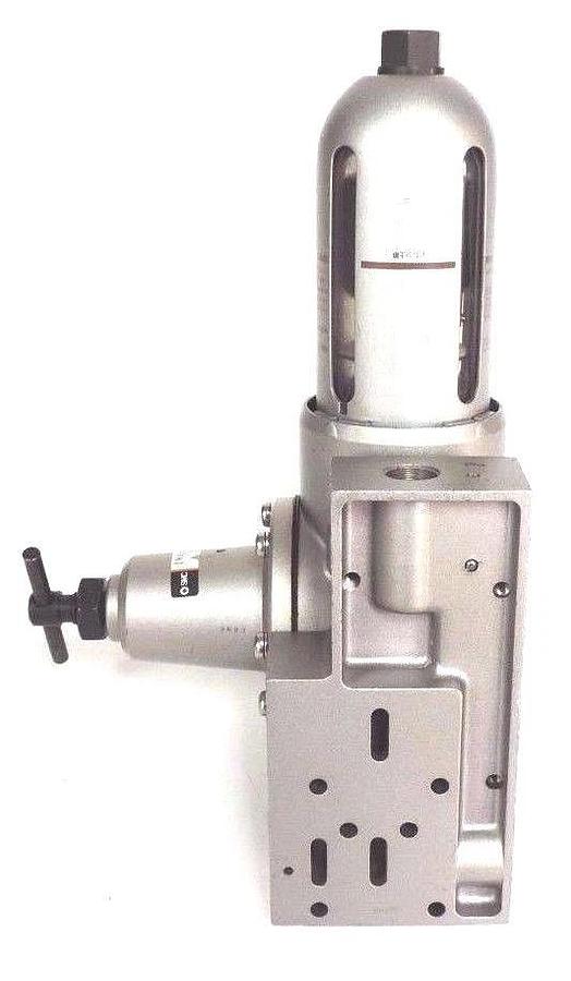 Used SMC INA-13-1001G REGULATOR 1.0MPA, 145PSI W/ SMC MPA GAUGE INA131001G