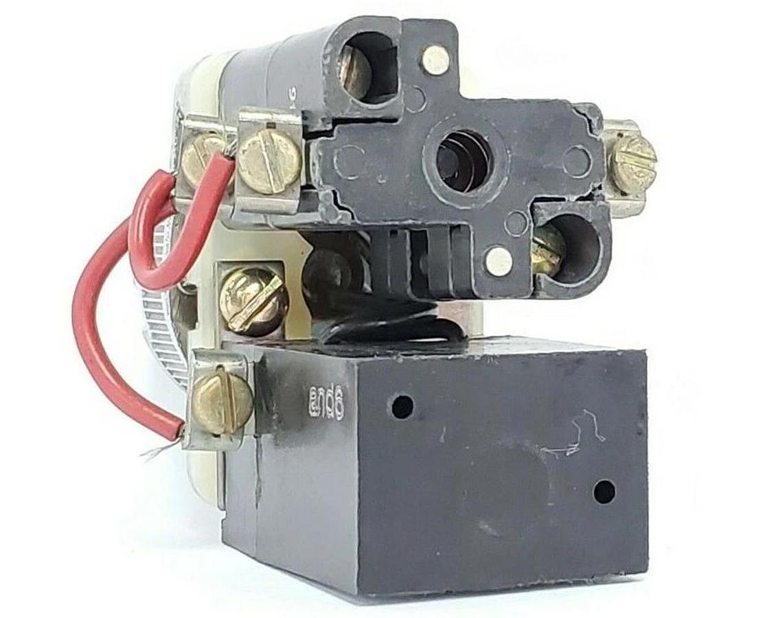 Used WESTINGHOUSE OT3PF PUSHBUTTON TRANFORMER 120V 60HZ STYLE: 5676D14G06