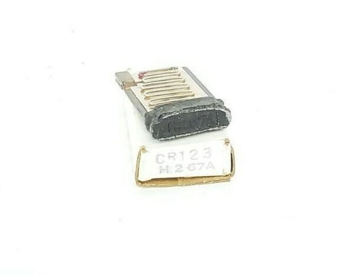 Used NIB SYLVANIA CR123 OVERLOAD HEATER