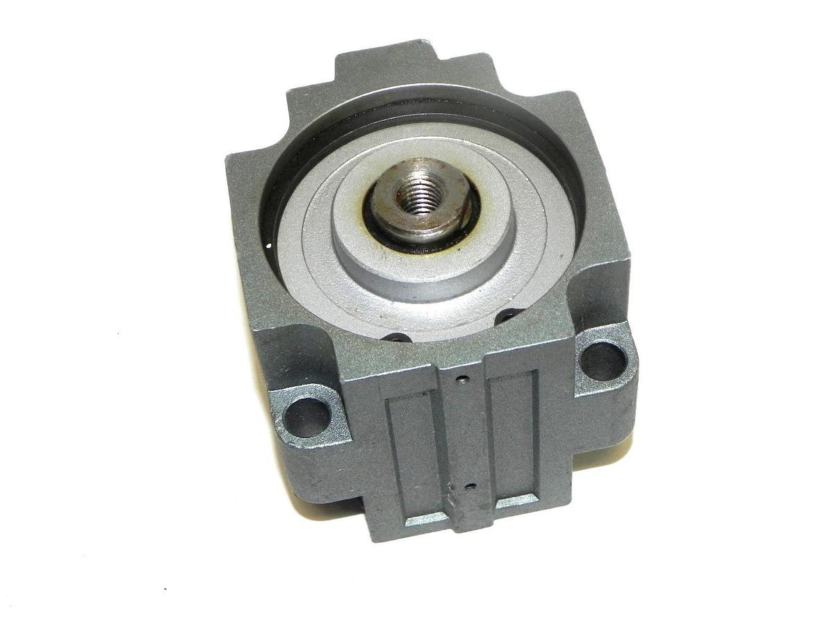 Used SMC CQ1B63-30D CYLINDER CQ1B6330DMAX PRESS. 9.9KGF/CM