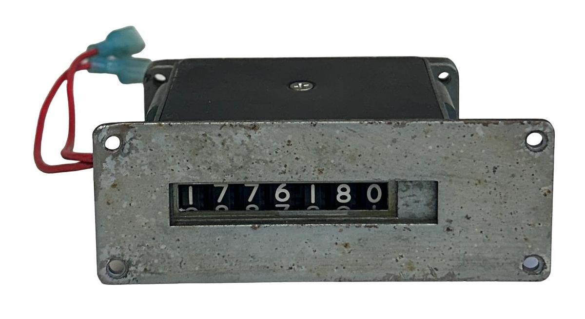 Used EATON DURANT 7-Y-1-3-RMF-PM-U / 31026-402 COUNTER 7-DIGIT 115VAC 7W USNP