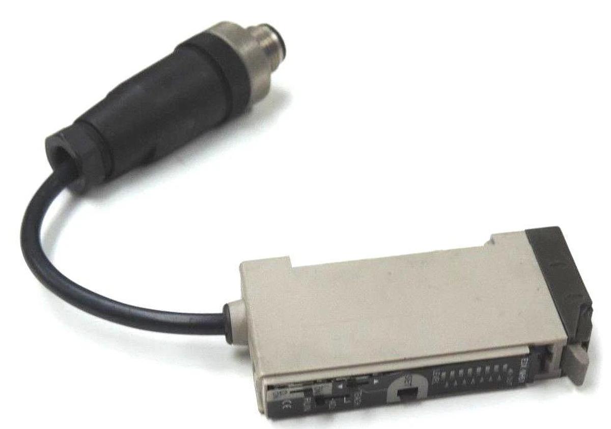 Used OMRON E3X-NH51 PHOTOELECTRIC SENSOR E3XNH51