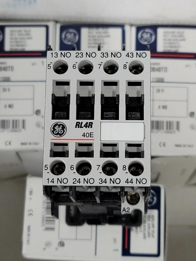 Used LOT OF 6 NIB GENERAL ELECTRIC RL4RD040TD RELAYS, 4 POLE, 24V COIL