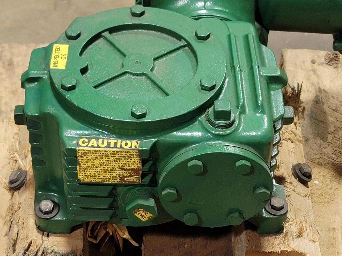 Used NEW CONE DRIVE MOV20-30-U1B GEAR REDUCER 75:1 1750RPM 2.01HP MOV2030U1B