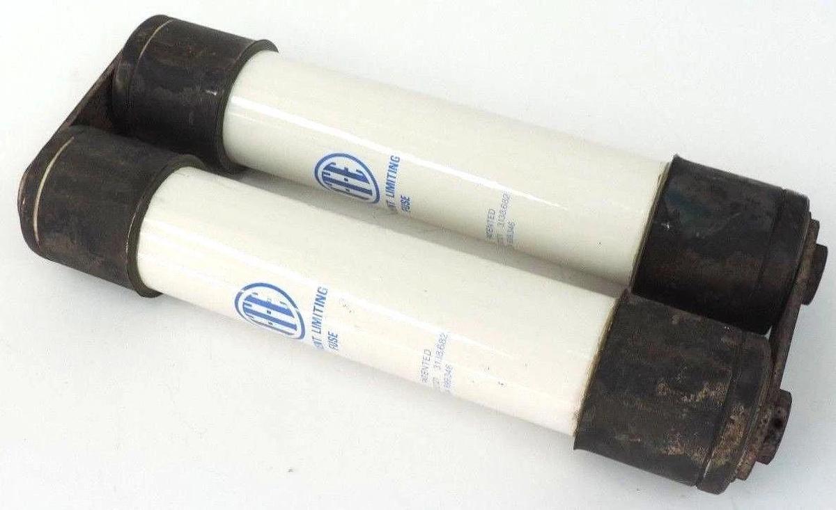 Used ITE 427516 CURRENT LIMITING FUSE 200E 4.8 KV
