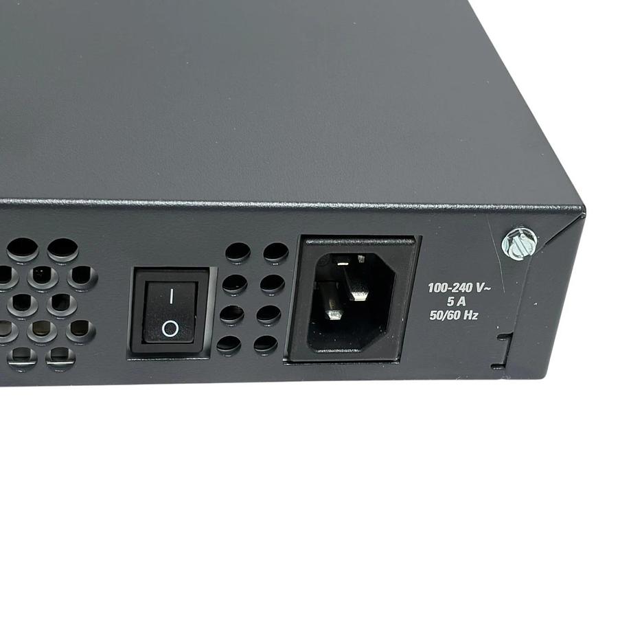 Cisco 2801 Integrated Services Router ISR 2800 Series V06 - New Surplus