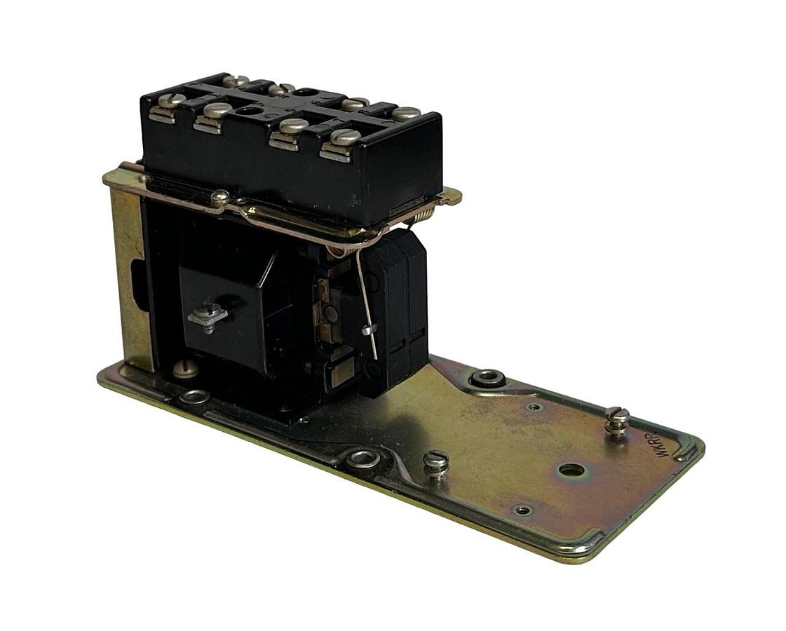 Used ALLEN BRADLEY 849-ZOD324 /C PNEUMATIC TIMING RELAY NEMA A600 849ZOD324