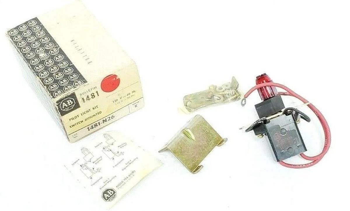 Used NIB ALLEN BRADLEY 1481-N26 SWITCH PUSHBUTTON PILOT LIGHT SER. K
