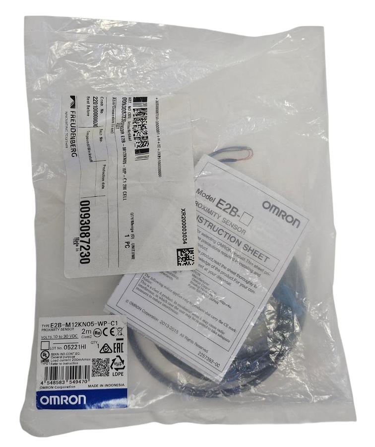 NEW OMRON E2B-M12KN05-WP-C1 PROXIMITY SENSOR E2BM12KN05WPC1 2M
