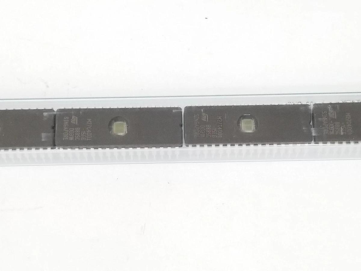 Used PACK OF 12 NEW STMICROELECTRONICS M27C4001-15F6 EPROM 4MBIT (512KB X 8) UV 150NS
