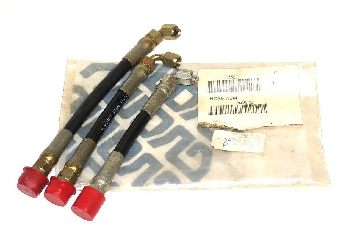 LOT OF 3 NEW CROWN LIFT 064253-029 HOSE ASSEMBLY 064253029