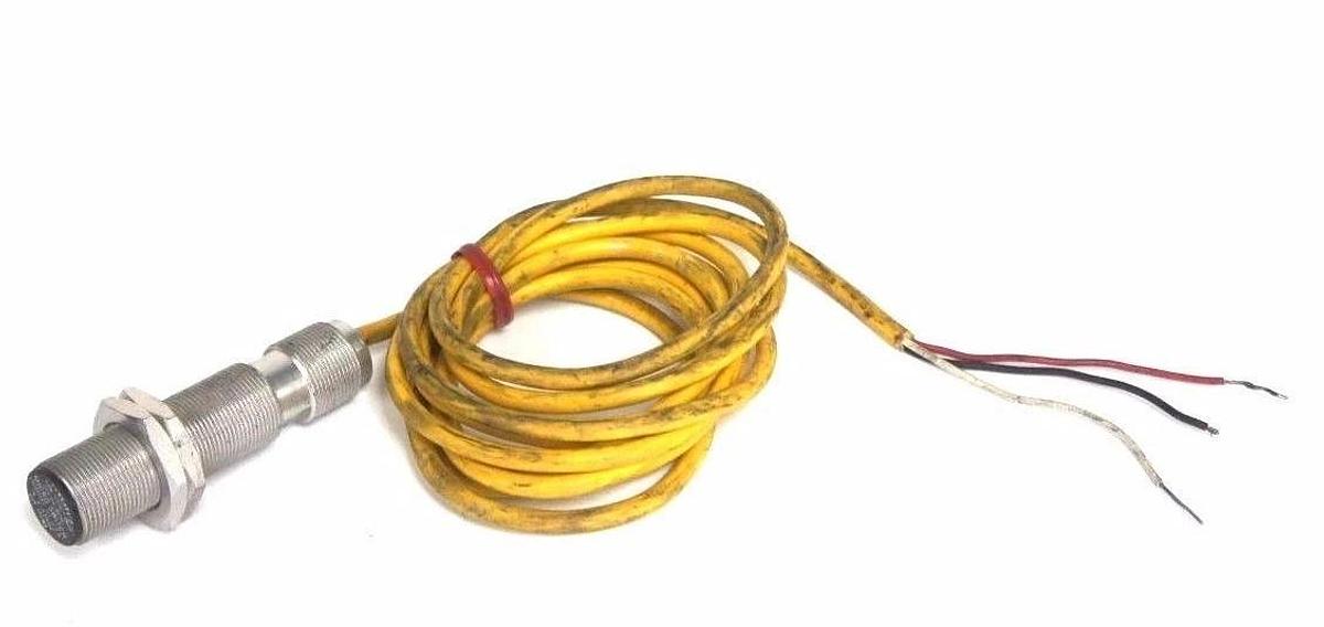 Used MICRO SWITCH FYBCSE1-2 INDUCTIVE PROXIMITY SWITCH 9-20VDC, FYBCSE12