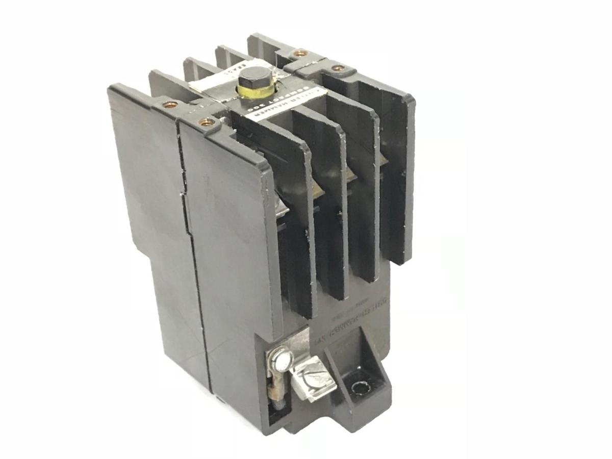 Used LOT OF 2 CUTLER-HAMMER 9575H2250 COMPACT 300 TYPE CF RELAYS 300VAC, 6A, 910