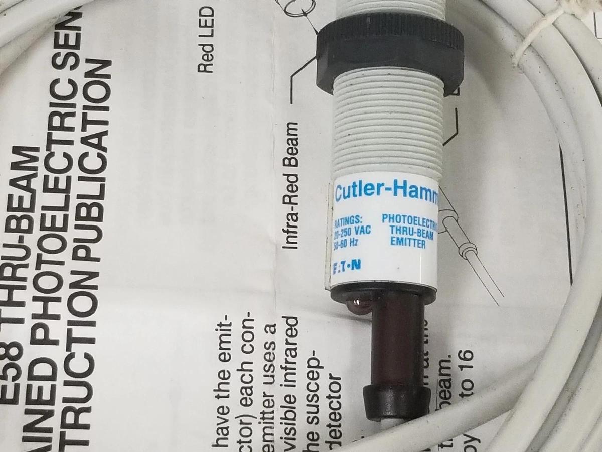 Used NIB EATON CUTLER HAMMER E58CAL18A2E2 E58 PHOTOELECTRIC EMITTERS 3M
