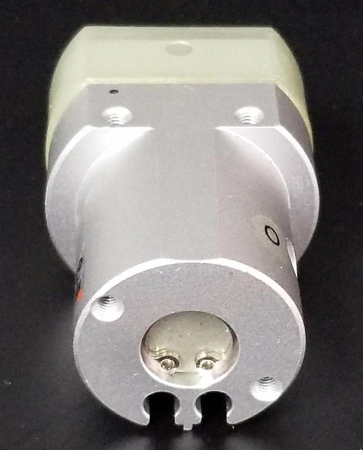 Used NEW SMC MHQJ2-10DS GRIPPER MHQJ210DS, 0.1-0.6 MPa (NO HARDWARE)