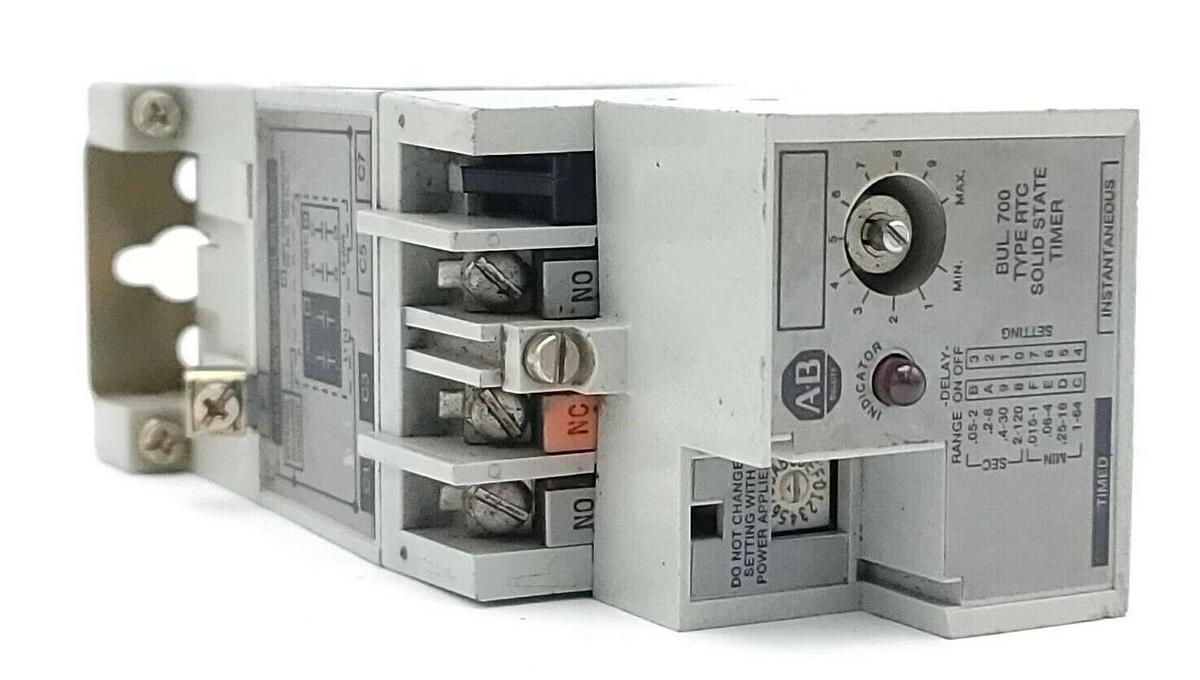 Used ALLEN BRADLEY 700-RTC00000U1 SOLID-STATE TIMING RELAY 120V DC SER. A