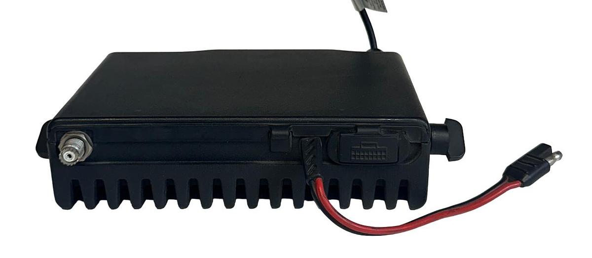 Used MOTOROLA M33DGC90E2AA TYPE DGCHA SERIES 1225 RADIO Radius M1225 PMMN4090A USNP