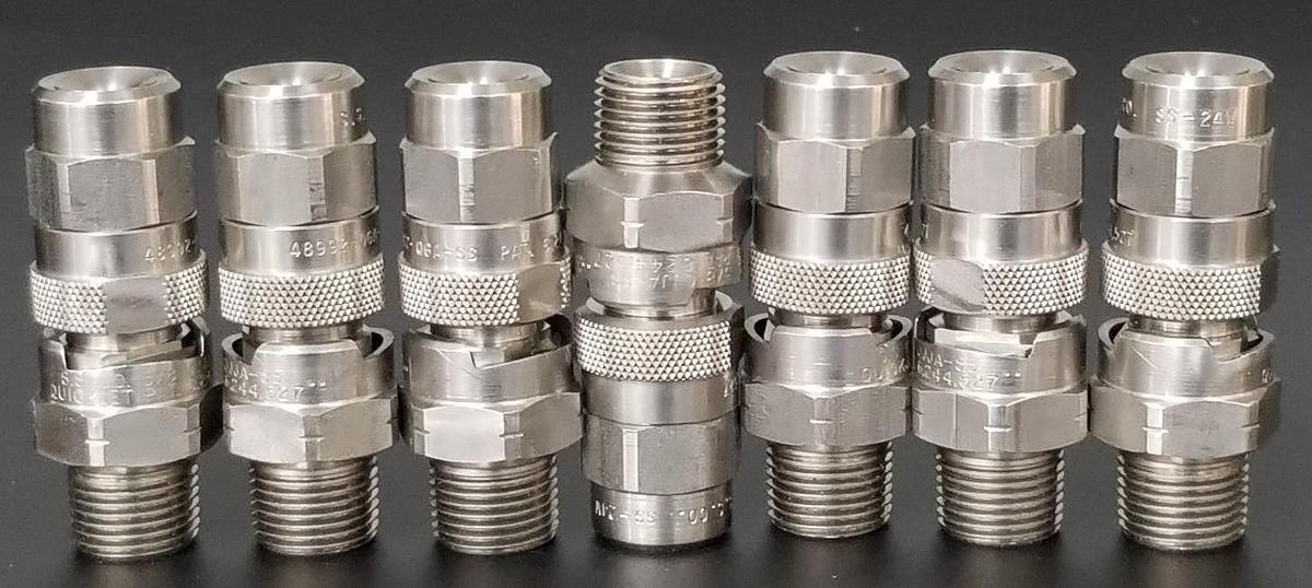 Used LOT OF 7 NEW SPRAYING SYSTEM CO. 3/8" QJJA-SS NOZZLES W/ 48992-QGA-SS, SS-24W