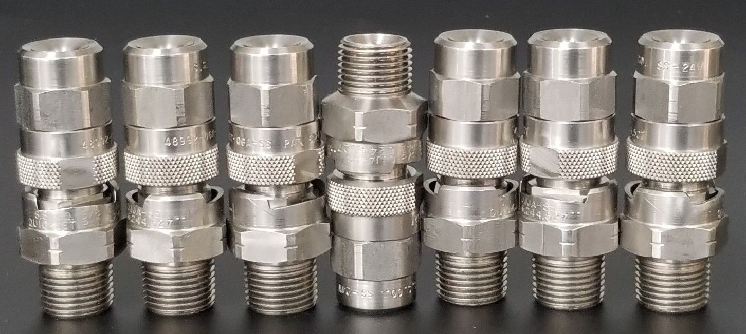 Used LOT OF 7 NEW SPRAYING SYSTEM CO. 3/8" QJJA-SS NOZZLES W/ 48992-QGA-SS, SS-24W