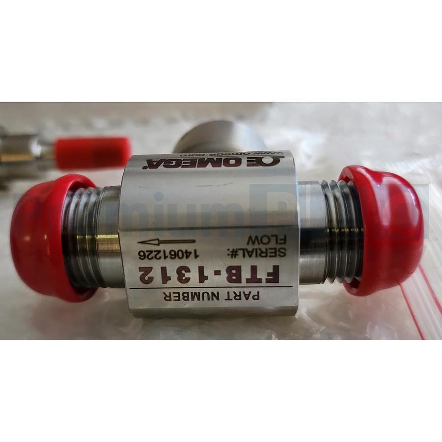 Used OMEGA FTB-1312 LIQUID TURBINE FLOW METER SENSOR W/ FIP42V40 ANALOG SENSOR NSMP
