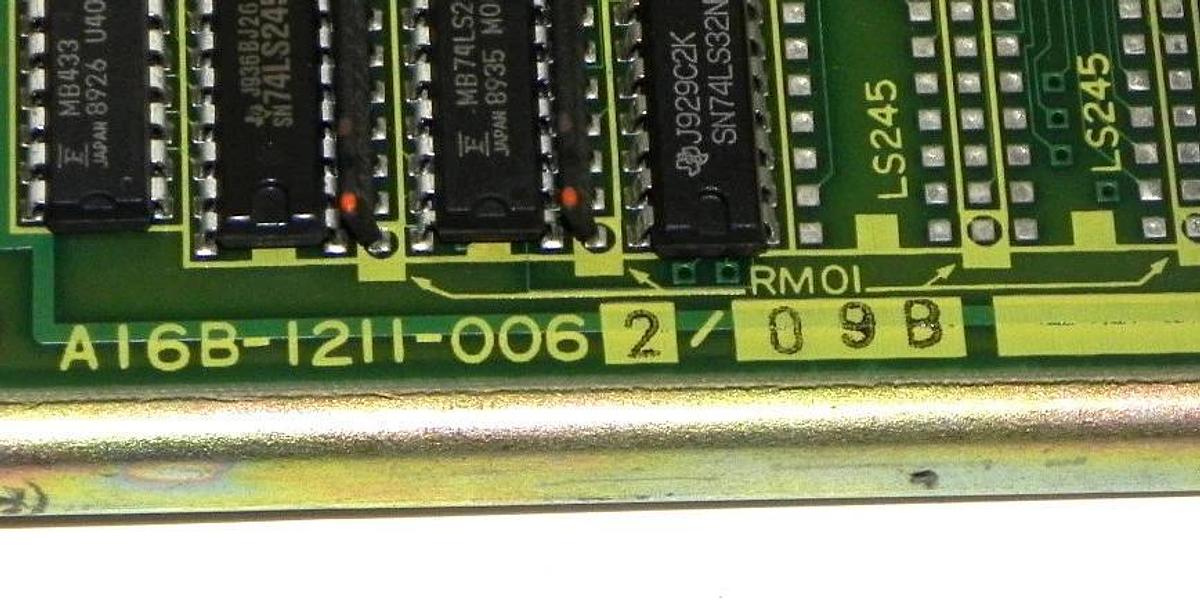 Used FANUC A16B-1211-0062/09B 2 AXIS CONTROL BOARD A16B-1211-0062