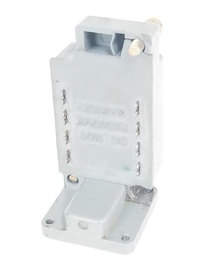Used CUTLER HAMMER E50SY3 LIMIT SWITCH BODY, SERIES A2