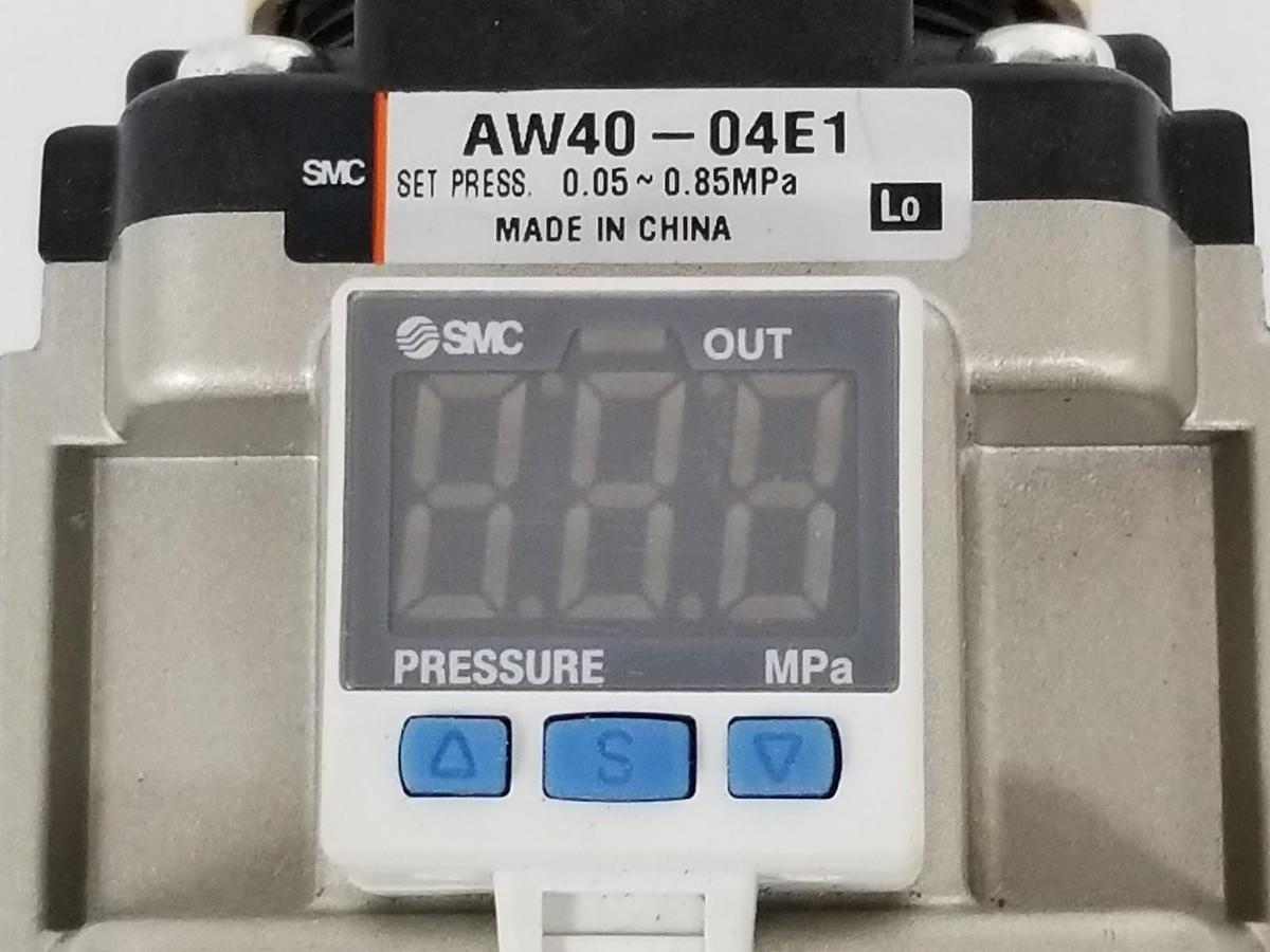 Used NEW SMC AW40-04E1 FILTER REGULATOR 0.05-0.85MPA W/ ISE35-N-25-M PRESSURE SWITCH