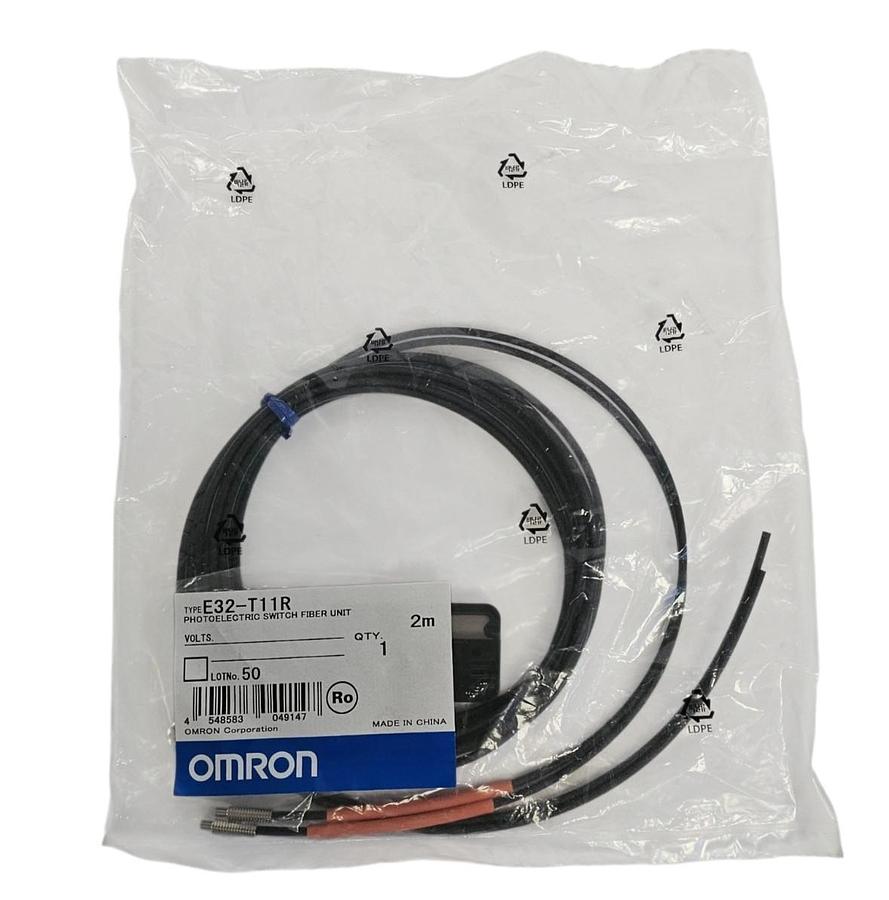 Used NEW OMRON E32-T11R PHOTOELECTRIC SWITCH FIBER UNIT E32T11R 2M