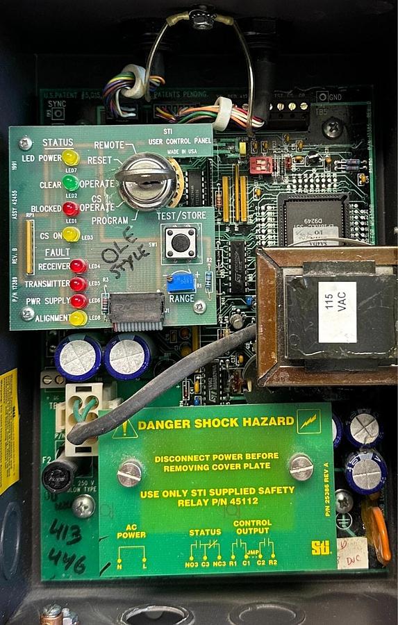 Used STI 70010-1136 / 70011-1001 MiniSafe/FlexSafe 4300B-2 CONTROLLER MS43-B2-AC1-W