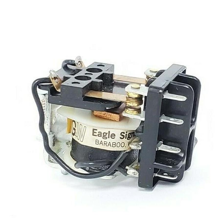 Used GW EAGLE SIGNAL 25B-1881 RELAY 120V 50/60HZ 25B1881