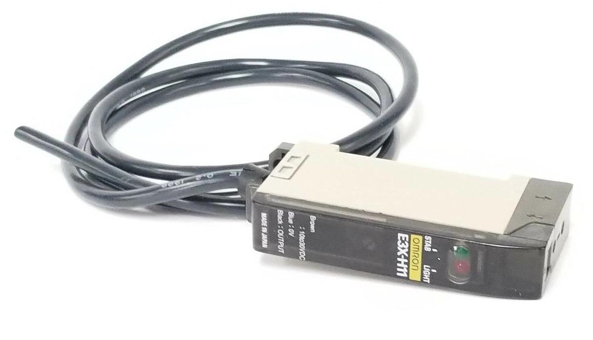 Used OMRON E3X-H11 PHOTOELECTRIC SENSORS 10-30VDC, E3XH11, 30'' LEAD