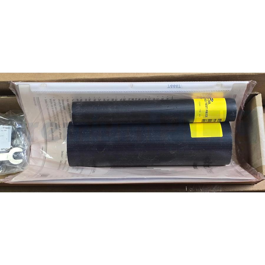 Used BANNER ENGINEERING SLSP30-900Q88 72392 EZ-SCREEN LIGHT CURTAIN PAIR W/ASSC. NSMP