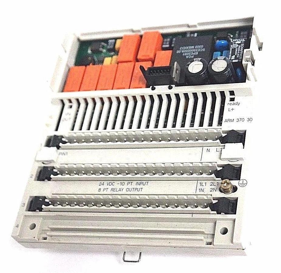 Used SCHNEIDER ELECTRIC 170ARM37030 I/O BASE, 24VDC, 10IN/8RLY