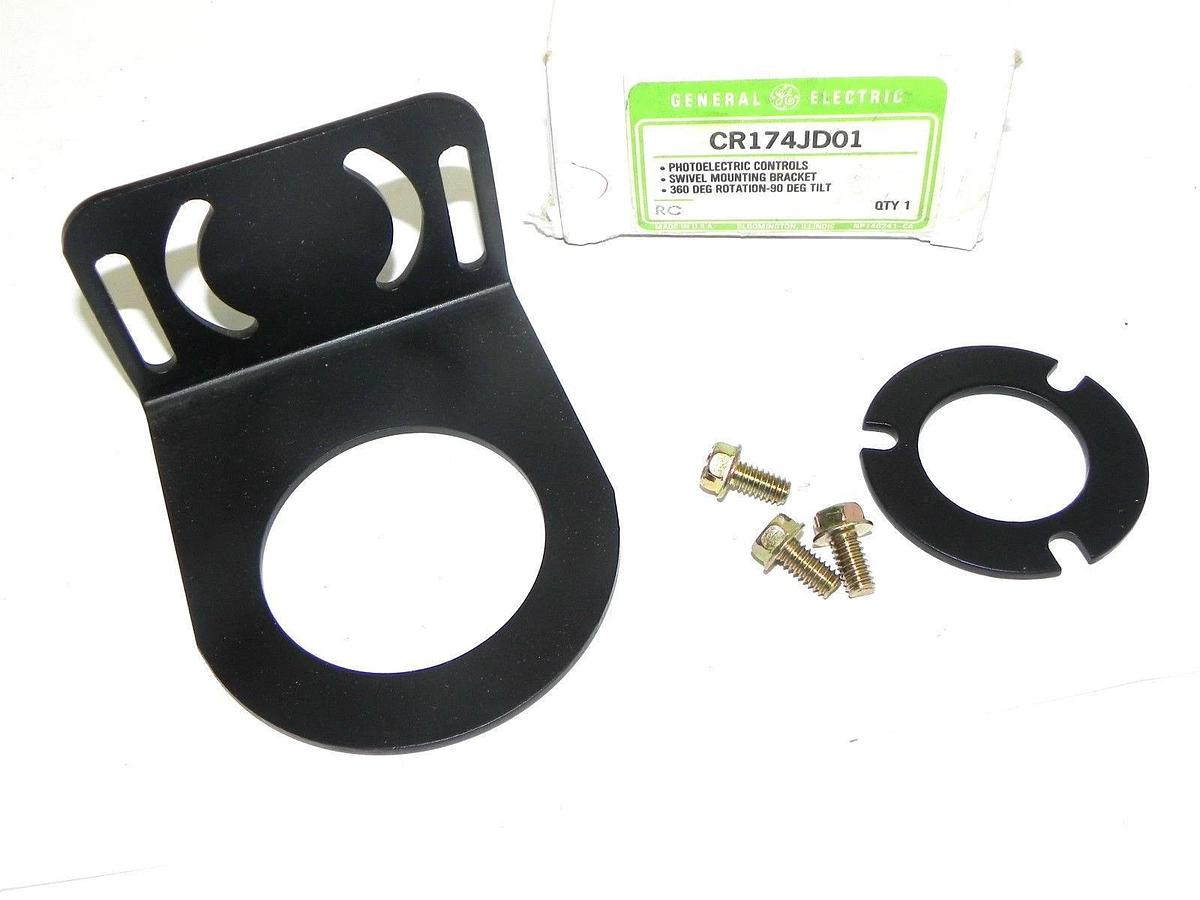 Used NIB GENERAL ELECTRIC CR174JD01 MOUNTING BRACKET PHOTOELECTRIC SERIES