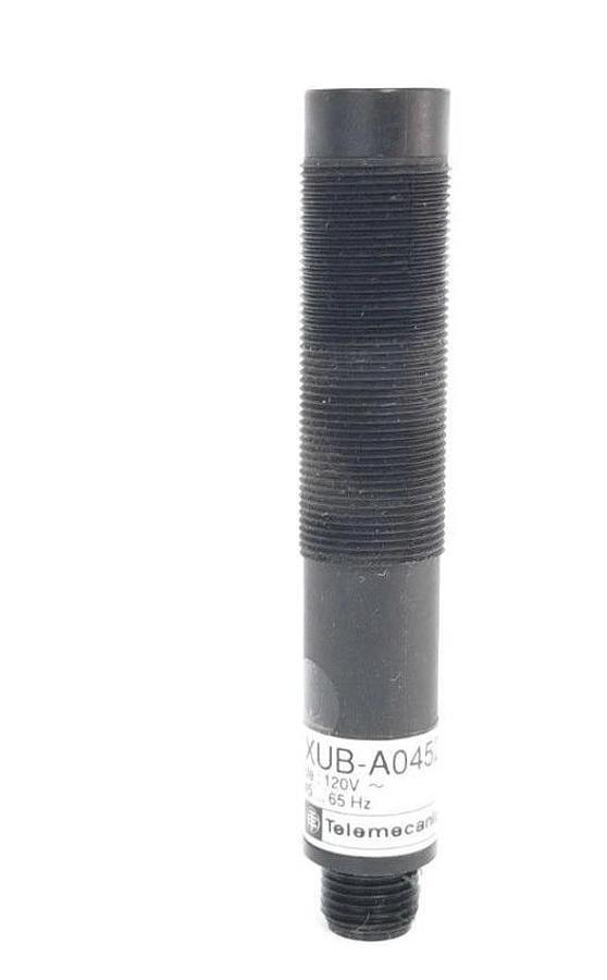Used TELEMECANIQUE XUB-A045214K PHOTOELECTRIC SENSOR XUBA045214K