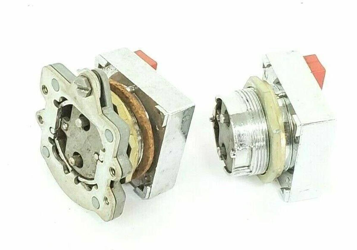 Used (2) EATON CUTLER-HAMMER E30AG COMPACT PUSHBUTTON OPERATORS SER. A4 (INCOMPLETE)