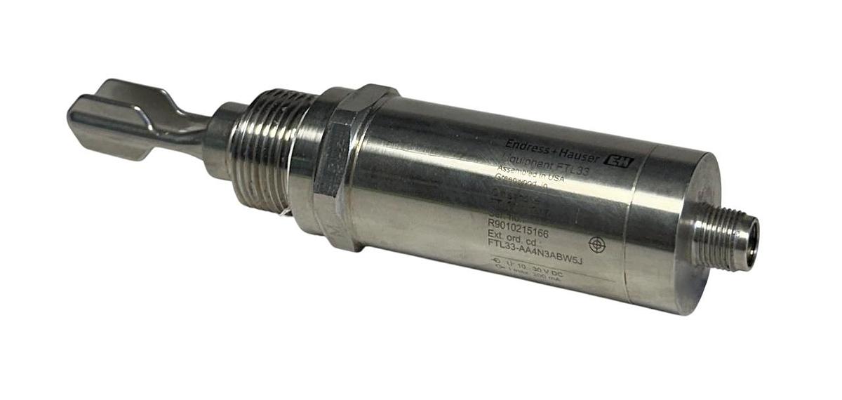 Used ENDRESS+HAUSER FTL33-AA4N3ABW5J Liquiphant FTL33 LEVEL SWITCH 10-30VDC USNP