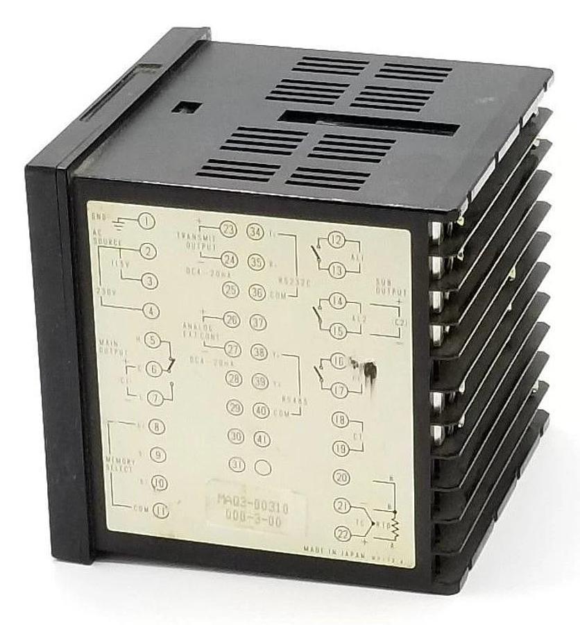 Used BARBER-COLMAN MAQ3-00310 TEMPERATURE CONTROLLER MAQ300310, 000-3-00