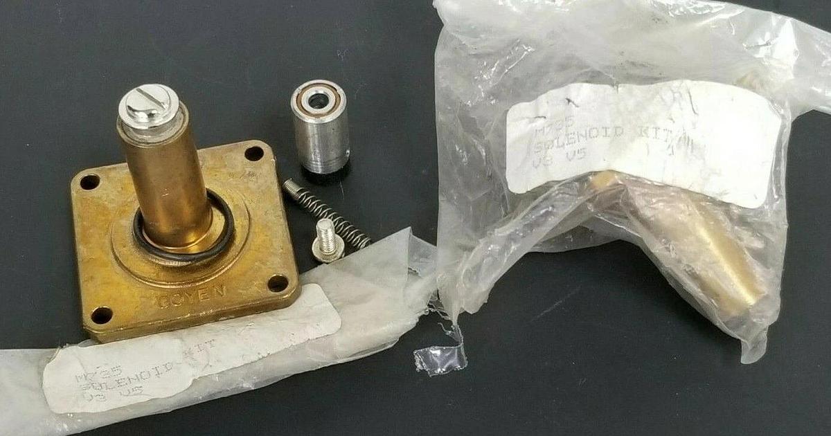 LOT OF 2 NEW PENTAIR / GOYEN M735 SOLENOID KITS V3 V5