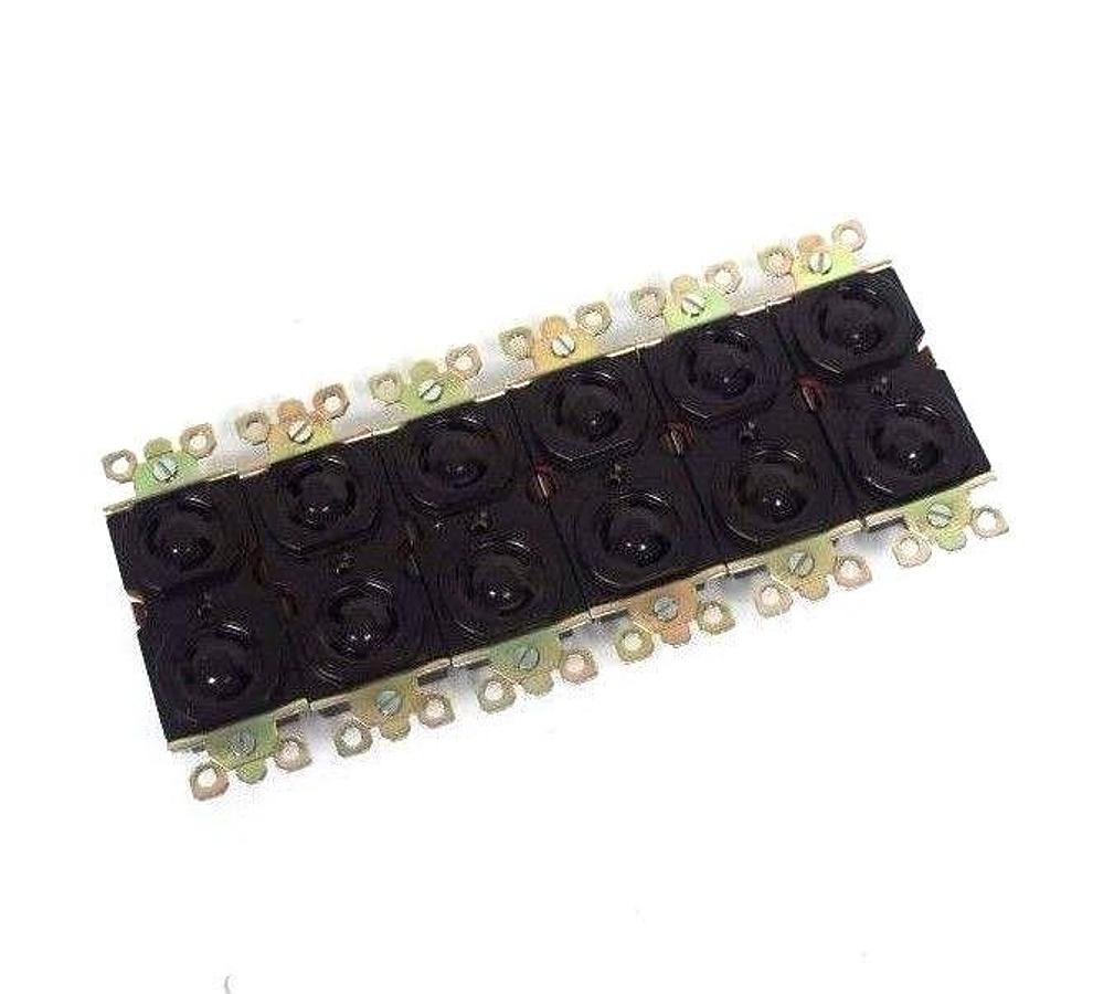 Used LOT OF 6 GENERAL ELECTRIC DUPLEX TWIST LOCK RECEPTACLES 15A, 125V