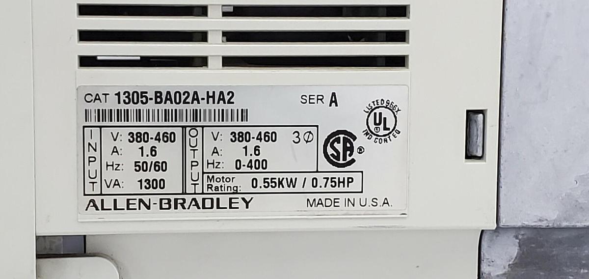 Used ALLEN-BRADLEY 1305-BA02A-HA2 SER. A VARIABLE FREQUENCY AC DRIVE W/ 1201-HA2