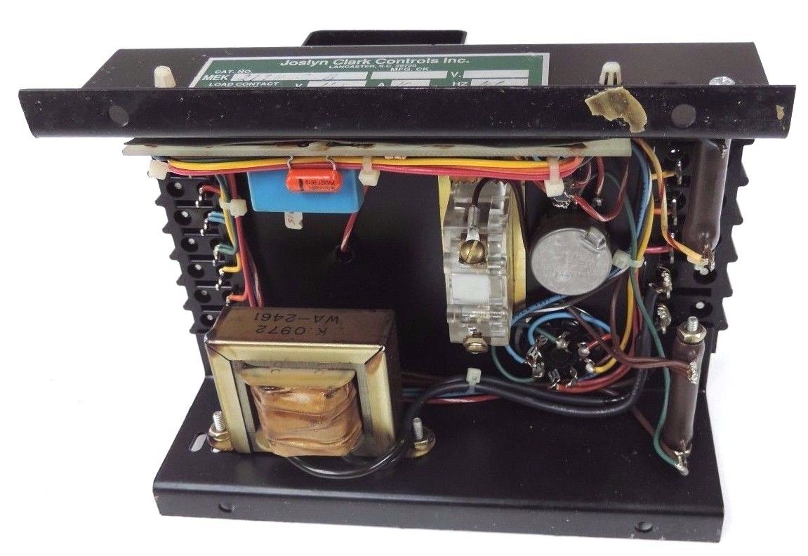 Used JOSLYN CLARK MEK2134-CB CONTROL UNIT MEK2134CB, 115V, 10A, 1-PHASE
