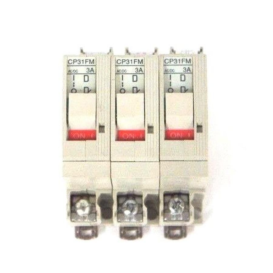 Used LOT OF 3 FUJI CP31FM/3 CIRCUIT PROTECTORS CP31FM 3 AMP BREAKER